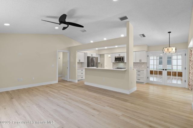 8143 Laurel Green Drive, Spring Hill, FL 34606