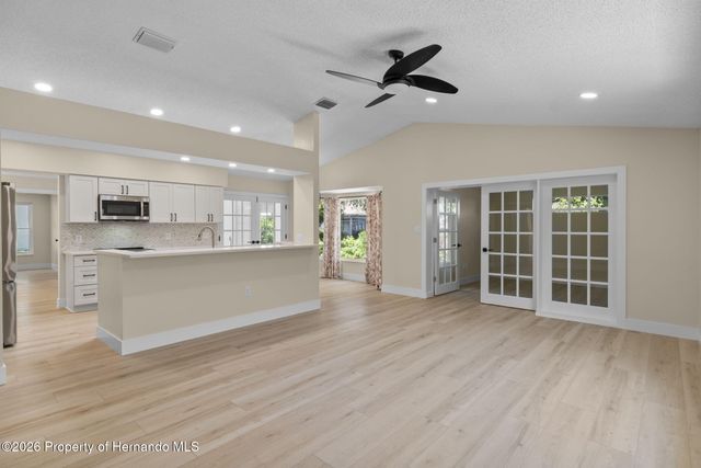 8143 Laurel Green Drive, Spring Hill, FL 34606