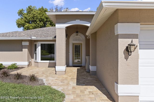 8143 Laurel Green Drive, Spring Hill, FL 34606