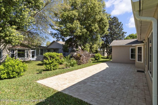 8143 Laurel Green Drive, Spring Hill, FL 34606