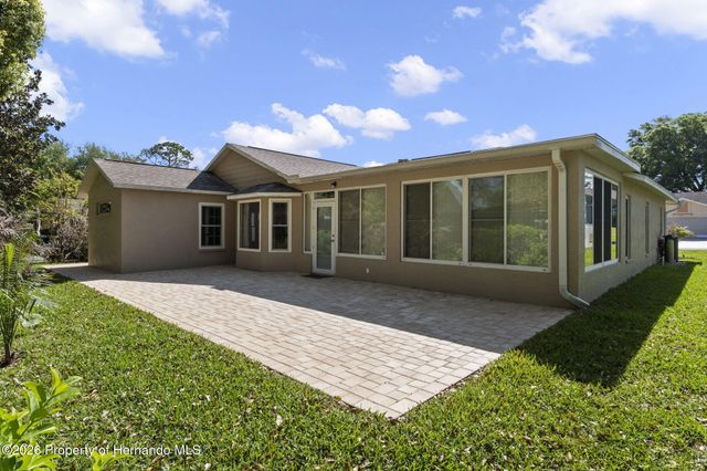 8143 Laurel Green Drive, Spring Hill, FL 34606