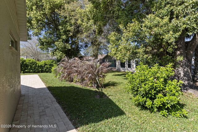 8143 Laurel Green Drive, Spring Hill, FL 34606