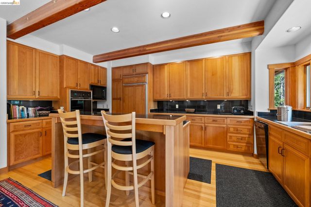 22715 Hells Hollow Rd, Groveland, CA 95321