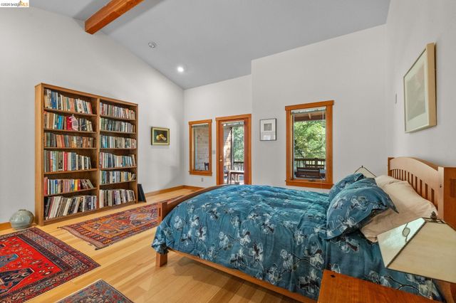 22715 Hells Hollow Rd, Groveland, CA 95321