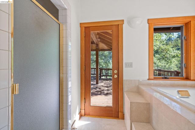 22715 Hells Hollow Rd, Groveland, CA 95321