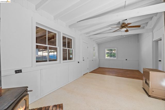 22715 Hells Hollow Rd, Groveland, CA 95321