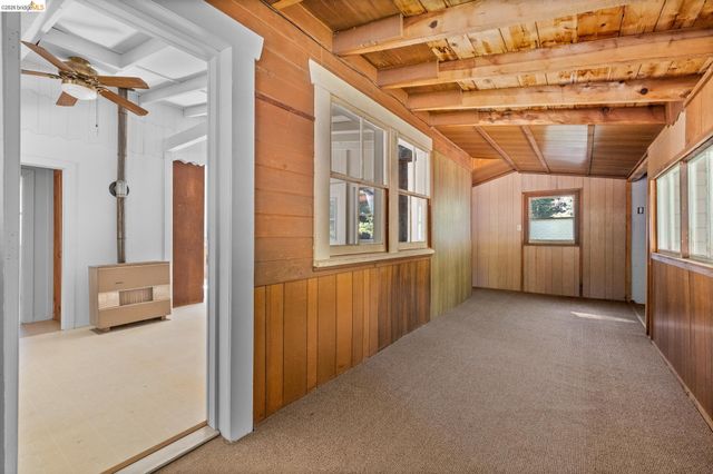 22715 Hells Hollow Rd, Groveland, CA 95321