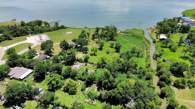 315 Oakland Street, Baytown, TX 77520