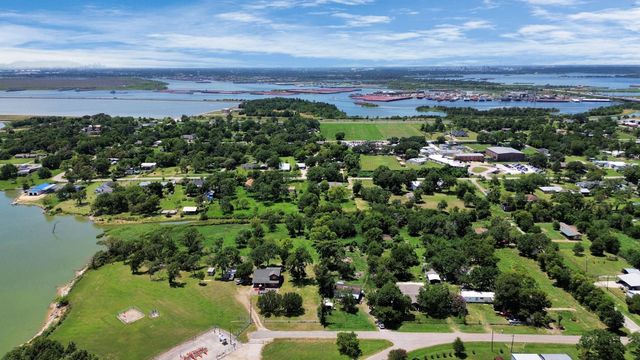 315 Oakland Street, Baytown, TX 77520