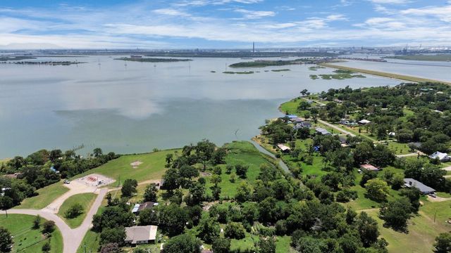 315 Oakland Street, Baytown, TX 77520