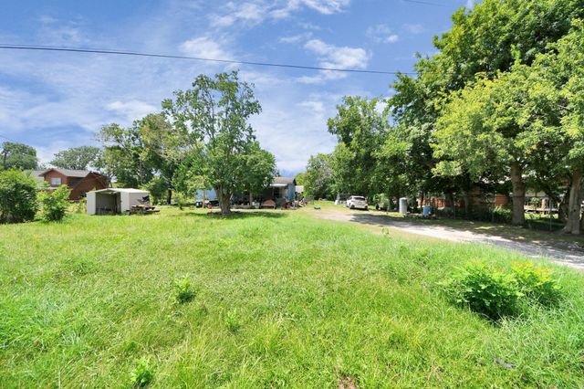 315 Oakland Street, Baytown, TX 77520