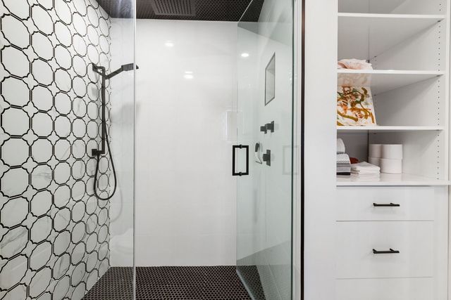 1555 N Dearborn Parkway 17C, Chicago, IL 60610