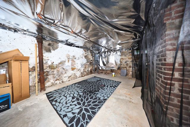 81 Capitol Avenue, Waterbury, CT 06705