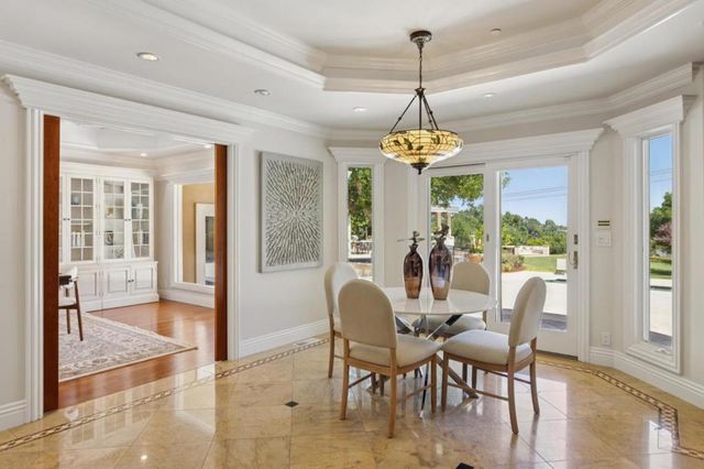 14000 Pike Road, Saratoga, CA 95070