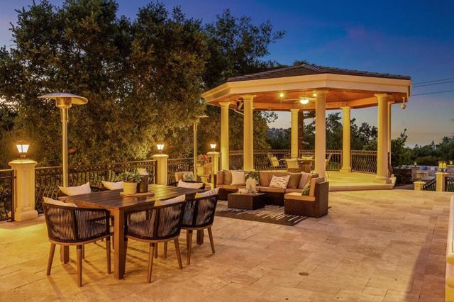 14000 Pike Road, Saratoga, CA 95070