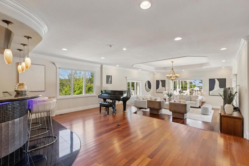 Image 17 of property listing at 14000 Pike Road, Saratoga, CA 95070