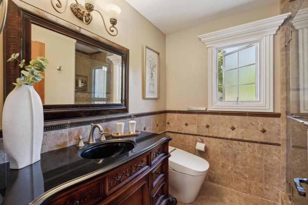 Image 20 of property listing at 14000 Pike Road, Saratoga, CA 95070