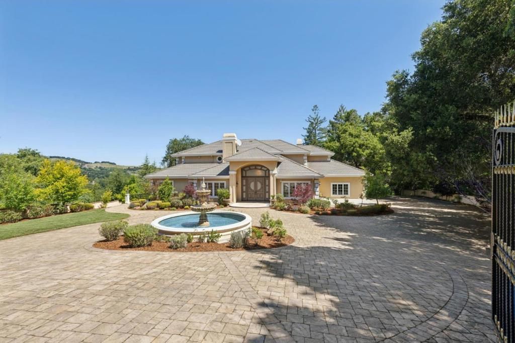 Image 34 of property listing at 14000 Pike Road, Saratoga, CA 95070