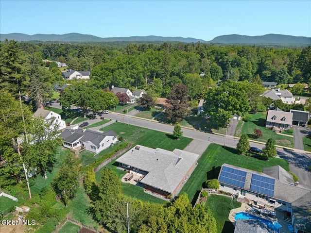75 Fort Amherst Road, Glens Falls, NY 12801