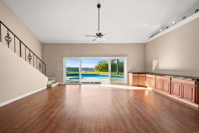 2518 Unicornio Street, Carlsbad, CA 92009