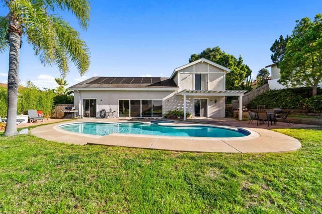 2518 Unicornio Street, Carlsbad, CA 92009