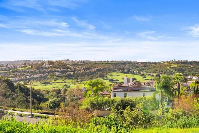 2518 Unicornio Street, Carlsbad, CA 92009