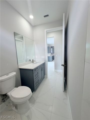 703 NW 1st TER, Cape Coral, FL 33993