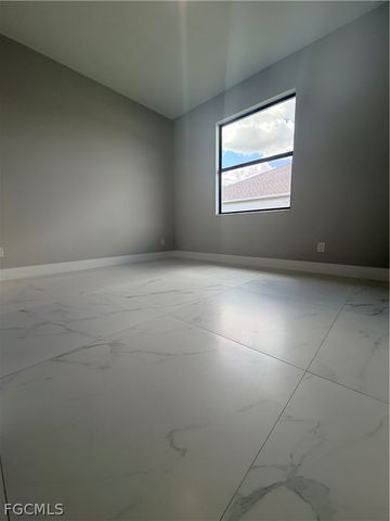 703 NW 1st TER, Cape Coral, FL 33993