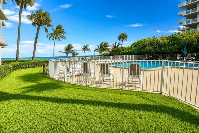 1069 Hillsboro Mile 206, Hillsboro Beach, FL 33062