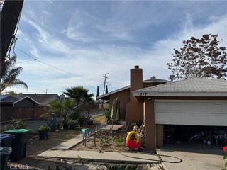 317 W 8th, Perris, CA 92570