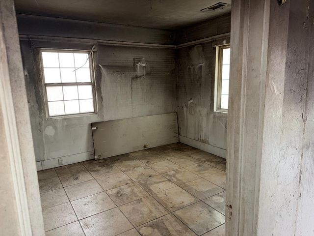 1103 N Adoline Avenue, Fresno, CA 93728