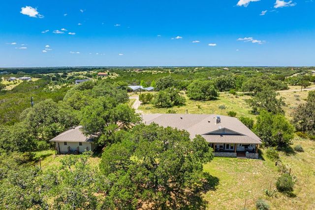 113 Indian Bluff, Kerrville, TX 78028