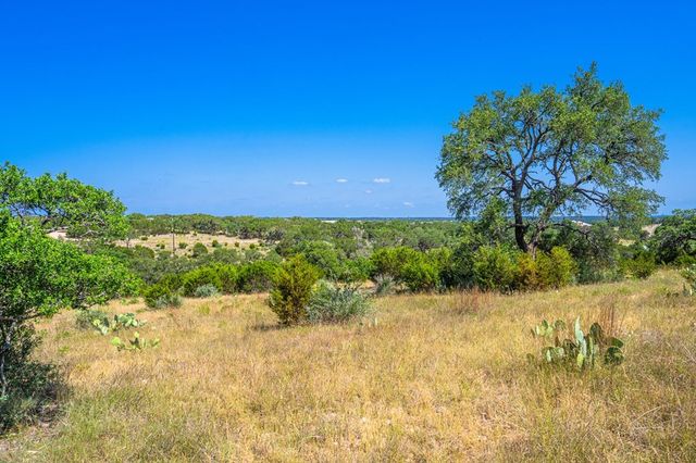 113 Indian Bluff, Kerrville, TX 78028