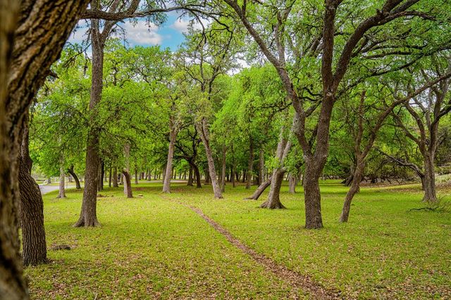 113 Indian Bluff, Kerrville, TX 78028