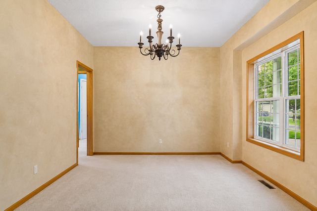 1045 Breezy Court, Waconia, MN 55387