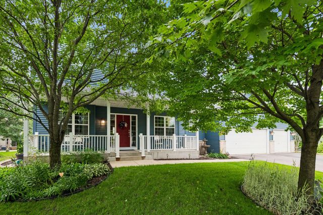 1045 Breezy Court, Waconia, MN 55387