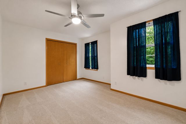 1045 Breezy Court, Waconia, MN 55387