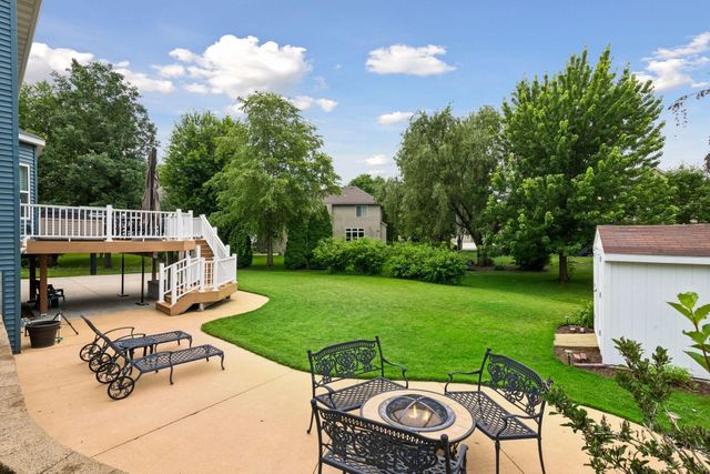 1045 Breezy Court, Waconia, MN 55387