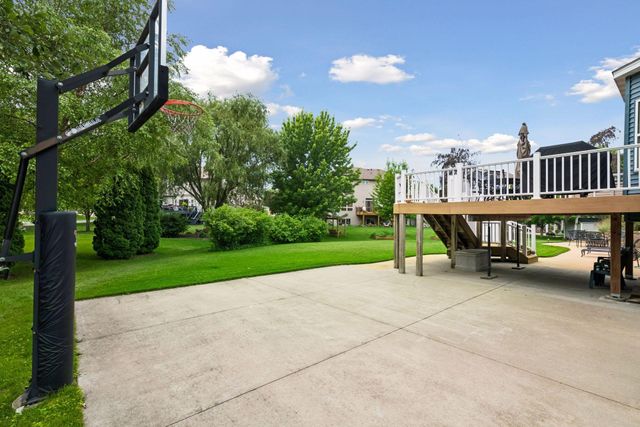 1045 Breezy Court, Waconia, MN 55387