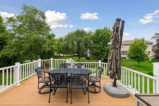 1045 Breezy Court, Waconia, MN 55387
