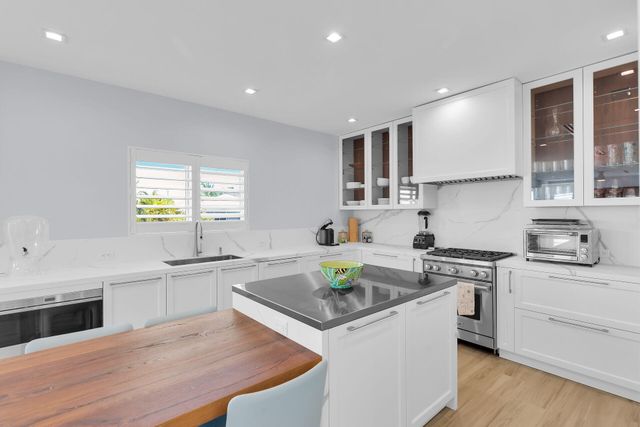 121 Lake Road, Plantation Key, FL 33070