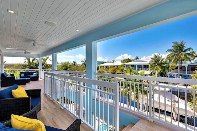 121 Lake Road, Plantation Key, FL 33070