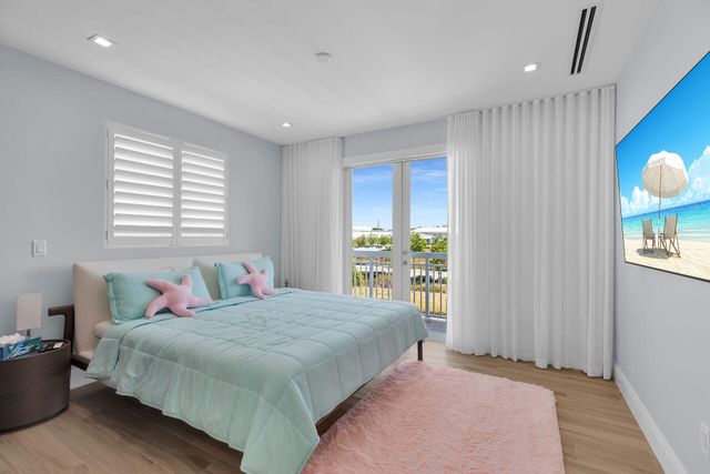 121 Lake Road, Plantation Key, FL 33070