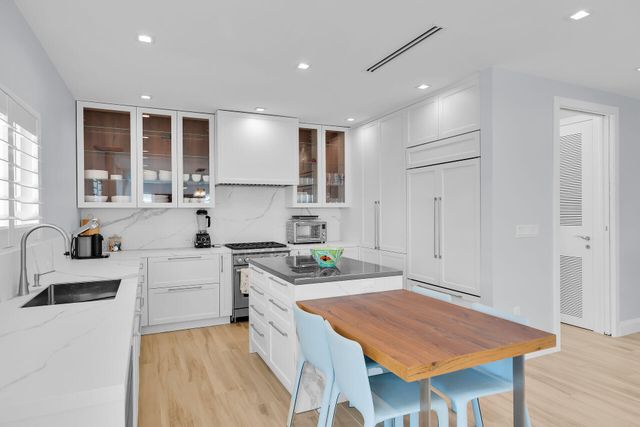 121 Lake Road, Plantation Key, FL 33070