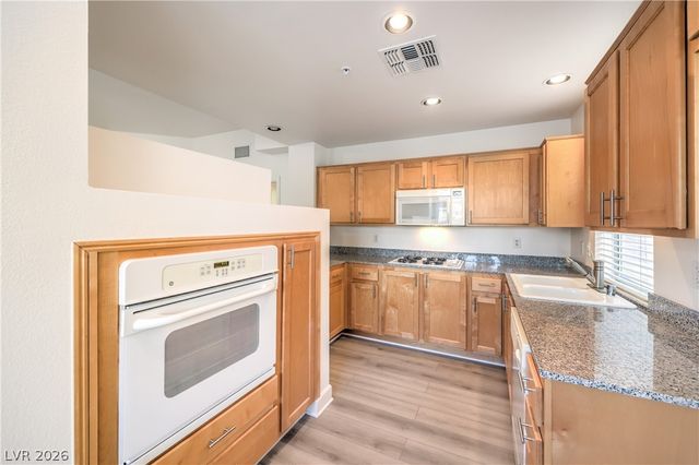 51 East Agate Avenue 205, Las Vegas, NV 89123