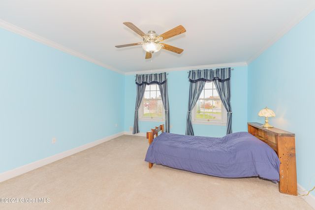 5 Teasdale Court, Colonie, NY 12189