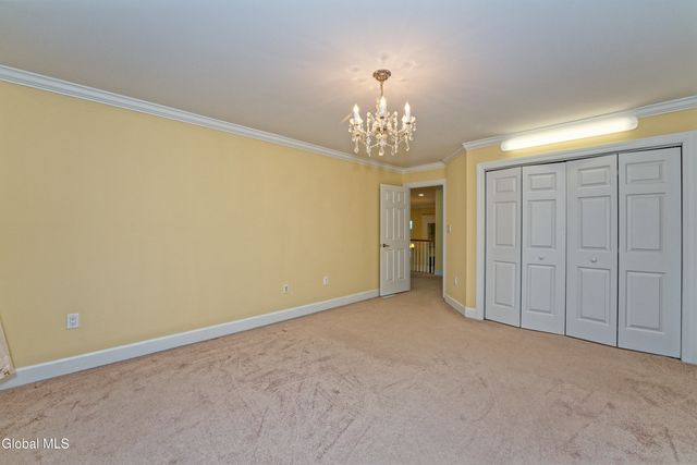 5 Teasdale Court, Colonie, NY 12189