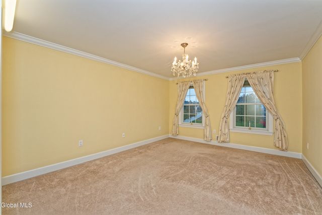 5 Teasdale Court, Colonie, NY 12189