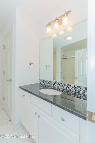 5 Teasdale Court, Colonie, NY 12189