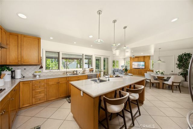 1439 Wembley Road, San Marino, CA 91108